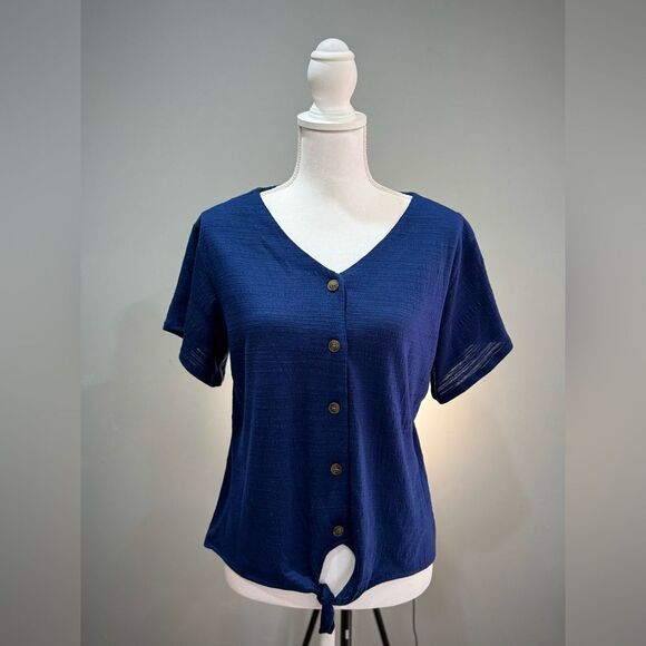 Blue Weatherproof Button Up Tie Bottom Blouse Size M EUC - Picture 1 of 5